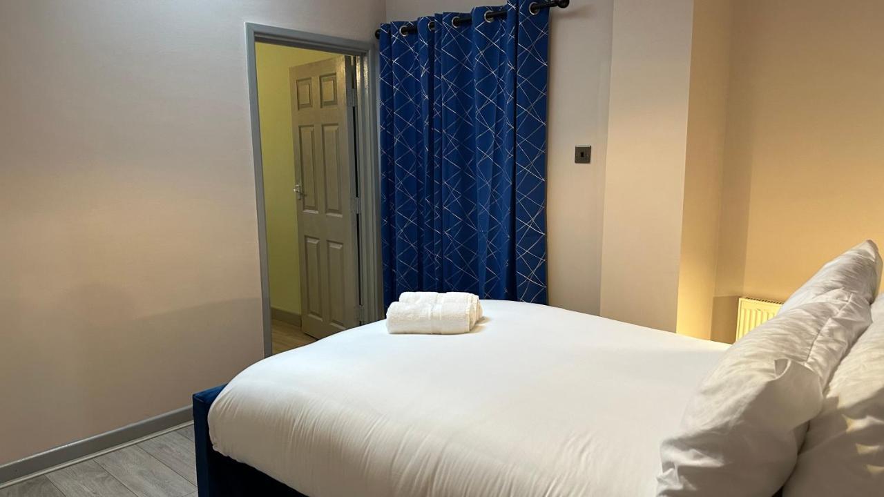One Bedroom Apartment In Walsall Sleeps 4 Free Wifi By Villazu Bloxwich Екстер'єр фото